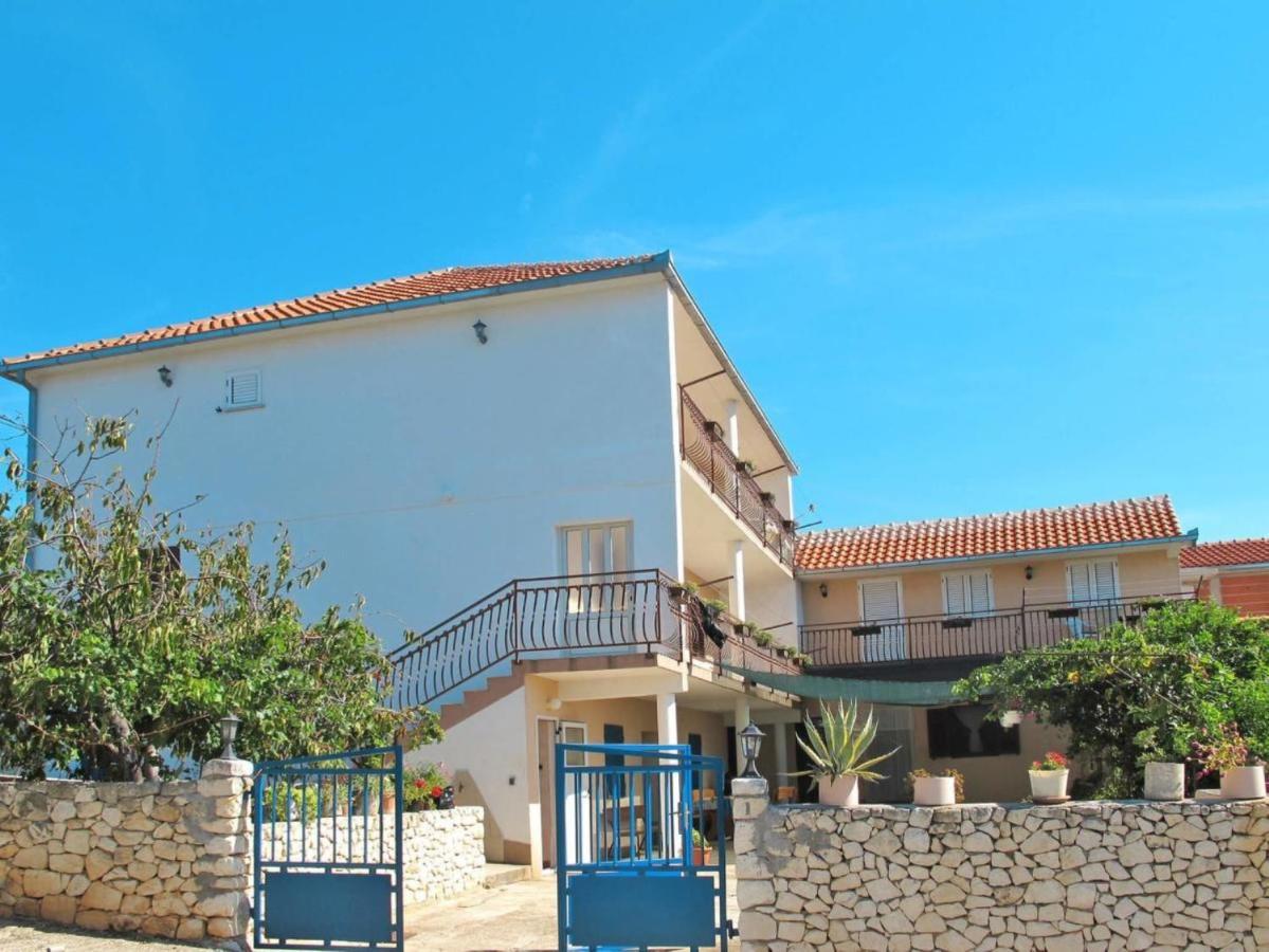 מרינה Apartments Diana Vinisce מראה חיצוני תמונה